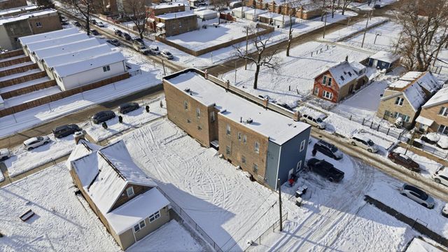 3858 W ohio Street, Chicago, IL 60624