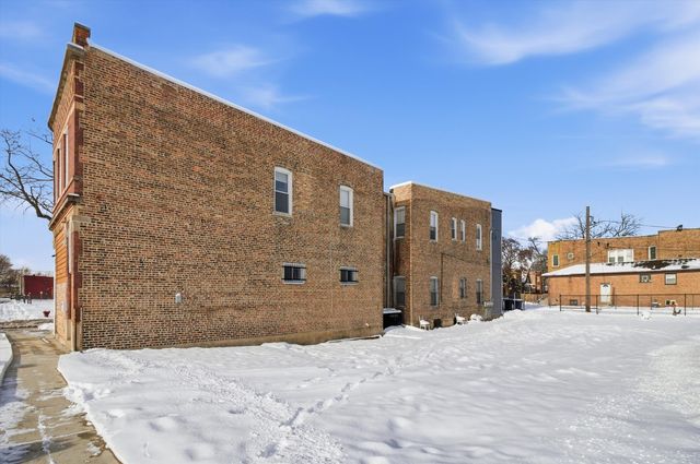 3858 W ohio Street, Chicago, IL 60624