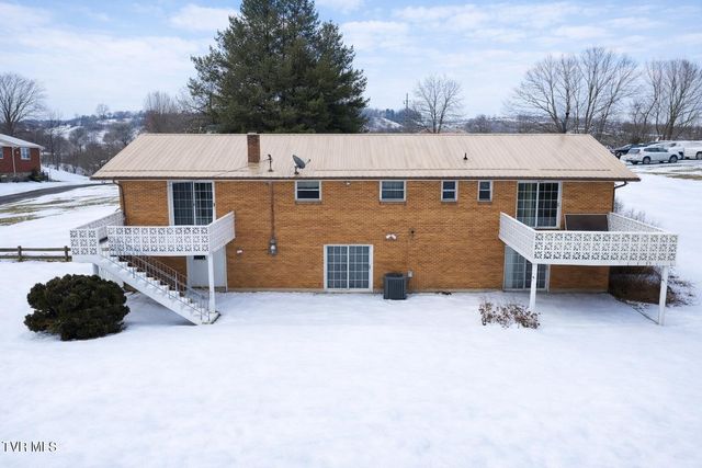 45 Holbrook Drive, Castlewood, VA 24224