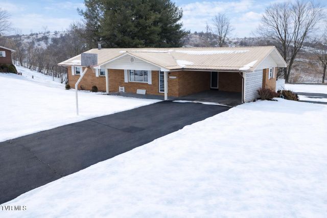 45 Holbrook Drive, Castlewood, VA 24224