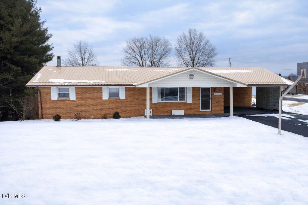 45 Holbrook Drive, Castlewood, VA 24224