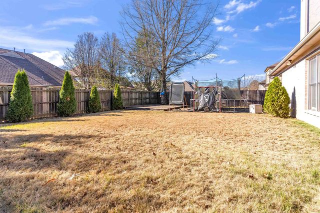 10489 FIREWEEK LN, Collierville, TN 38017