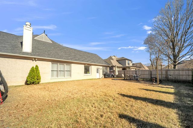 10489 FIREWEEK LN, Collierville, TN 38017