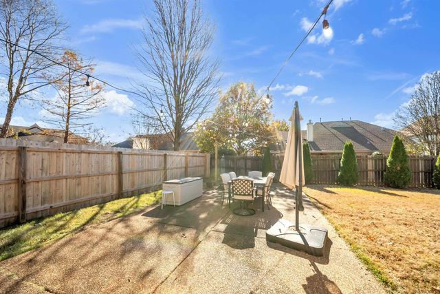 10489 FIREWEEK LN, Collierville, TN 38017