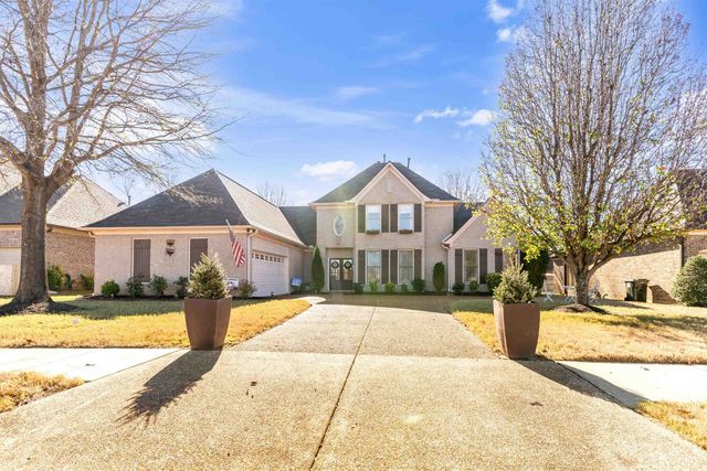 10489 FIREWEEK LN, Collierville, TN 38017