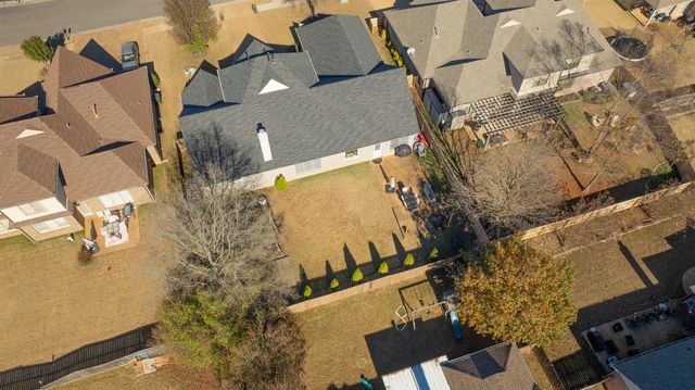 10489 FIREWEEK LN, Collierville, TN 38017