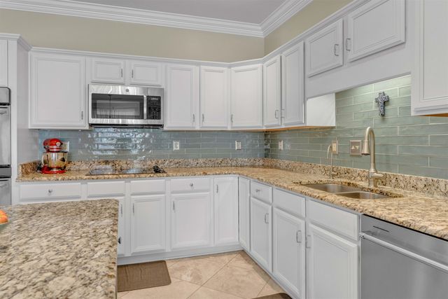 10489 FIREWEEK LN, Collierville, TN 38017