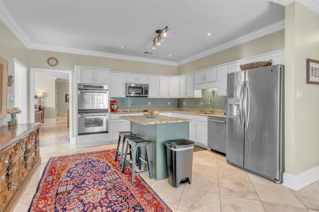 10489 FIREWEEK LN, Collierville, TN 38017