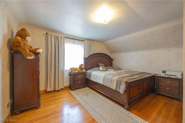 6450 Manchester Road, Parma, OH 44129