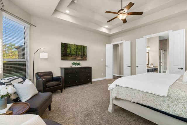 429 Holly Forest Drive, Conroe, TX 77384