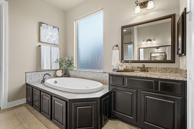 429 Holly Forest Drive, Conroe, TX 77384