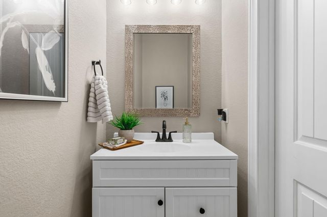 429 Holly Forest Drive, Conroe, TX 77384