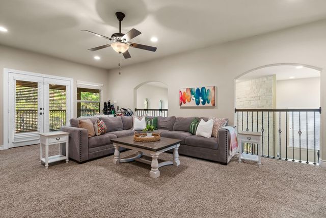 429 Holly Forest Drive, Conroe, TX 77384