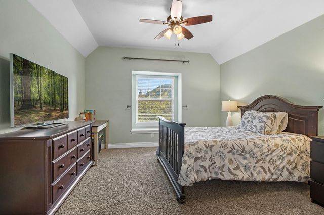 429 Holly Forest Drive, Conroe, TX 77384