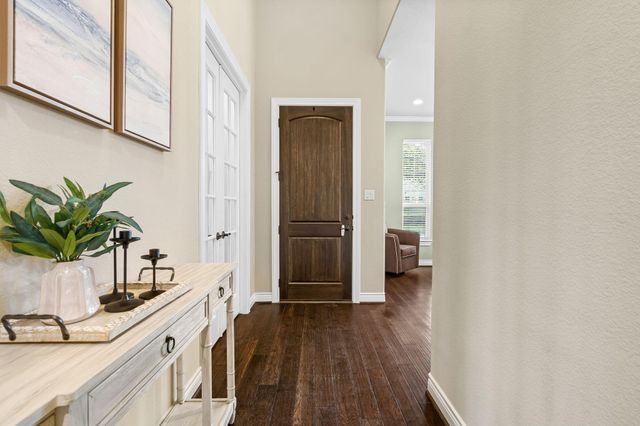 429 Holly Forest Drive, Conroe, TX 77384