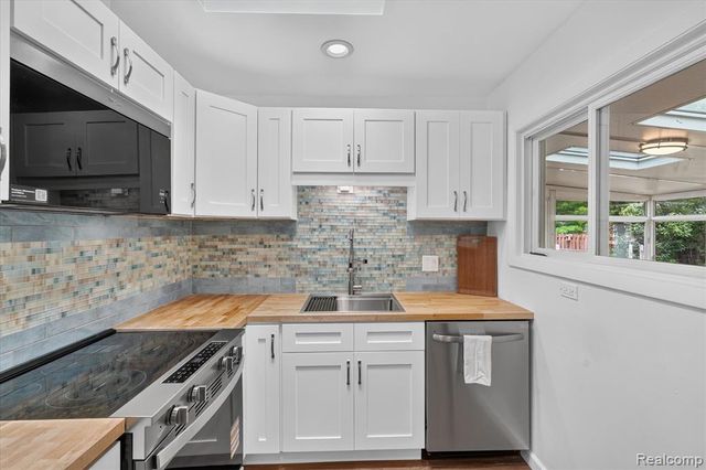 2525 Yost Boulevard, Ann Arbor, MI 48104