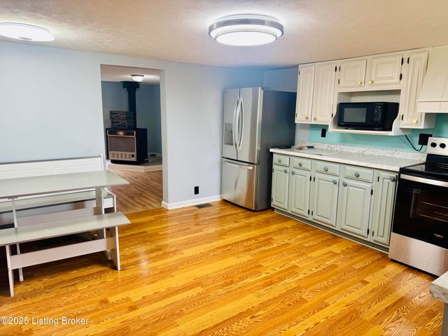 9883 S Hwy 333, Vine Grove, KY 40175