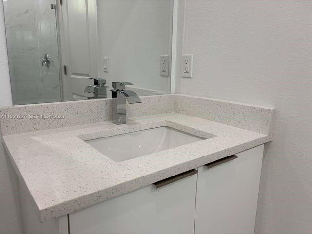 6208 Forest Court, La Belle, FL 33935