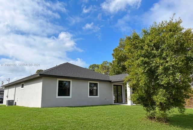 6208 Forest Court, La Belle, FL 33935