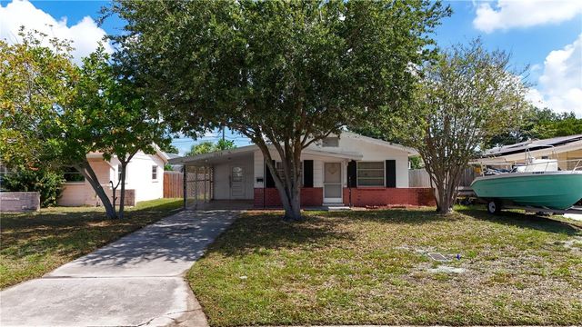 5619 19TH AVENUE N, St Petersburg, FL 33710