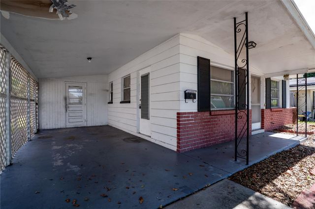 5619 19TH AVENUE N, St Petersburg, FL 33710