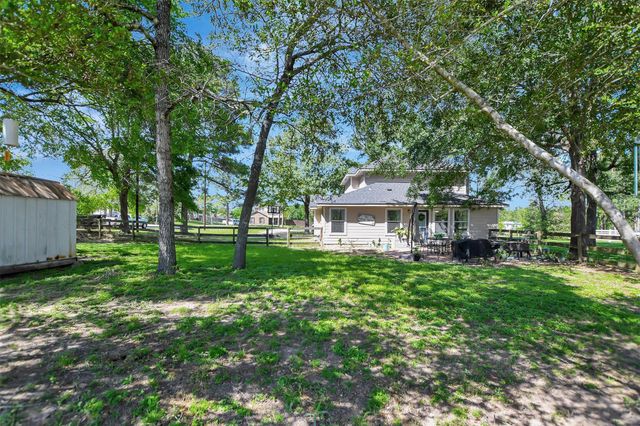 25401 Hunting Trail, Magnolia, TX 77355