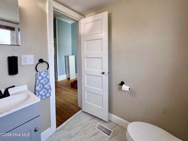 3405 Oaks Road, New Bern, NC 28560