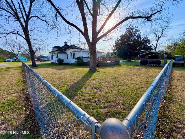 3405 Oaks Road, New Bern, NC 28560