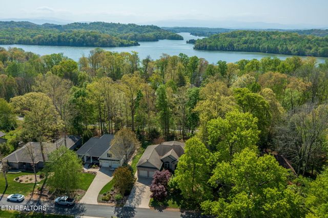 311 Tigitsi Way, Loudon, TN 37774