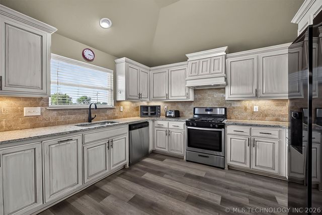 13510 N 130th East Avenue, Collinsville, OK 74021