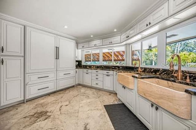 2390 KENT PLACE, Clearwater, FL 33764