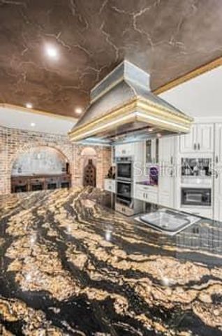 2390 KENT PLACE, Clearwater, FL 33764