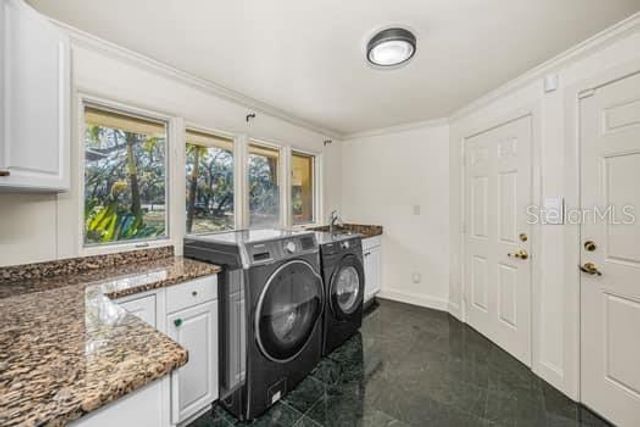 2390 KENT PLACE, Clearwater, FL 33764