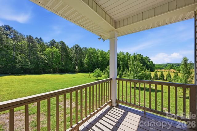 1434 Steeplechase Drive, Mount Pleasant, NC 28124