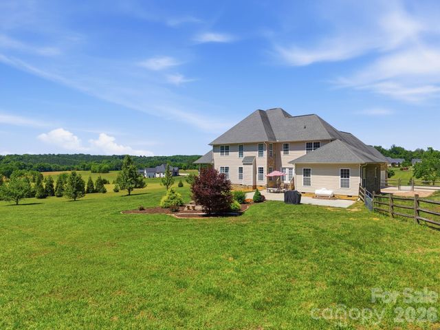1434 Steeplechase Drive, Mount Pleasant, NC 28124