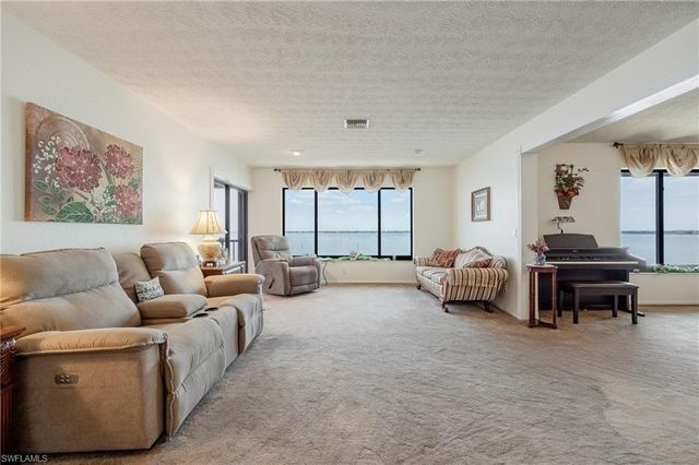 4015 SE 20th PL 503, Cape Coral, FL 33904