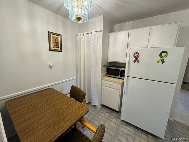 30212 Southfield Road 237, Southfield, MI 48076