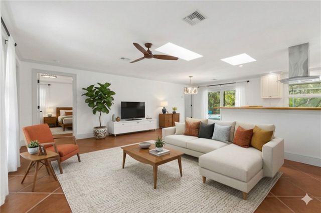 315 Date Palm Road, Vero Beach, FL 32963