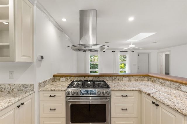 315 Date Palm Road, Vero Beach, FL 32963