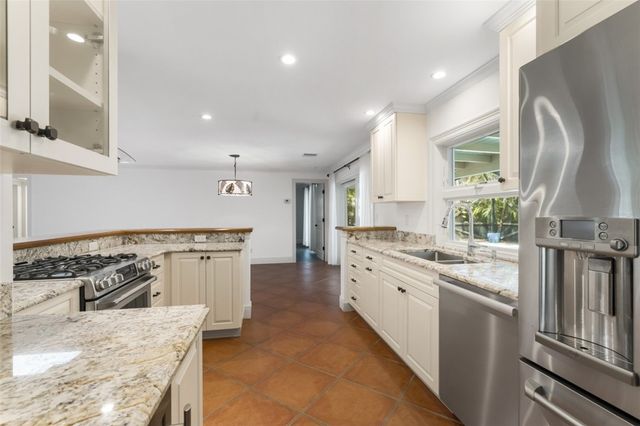 315 Date Palm Road, Vero Beach, FL 32963