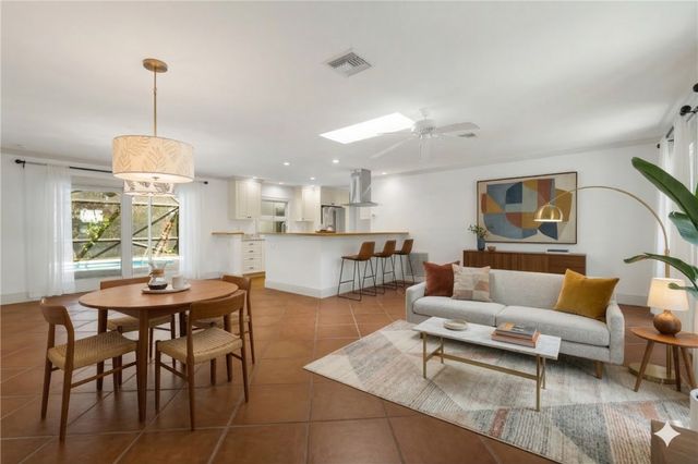 315 Date Palm Road, Vero Beach, FL 32963