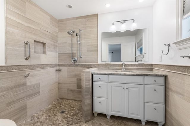 315 Date Palm Road, Vero Beach, FL 32963