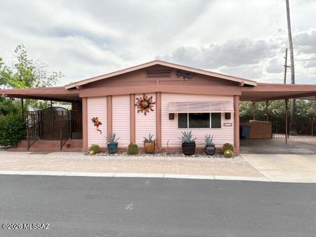 5711 W Rafter Circle Street, Tucson, AZ 85713