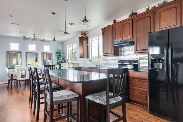 3000 Constitution DR, Lago Vista, TX 78645