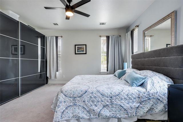 3000 Constitution DR, Lago Vista, TX 78645