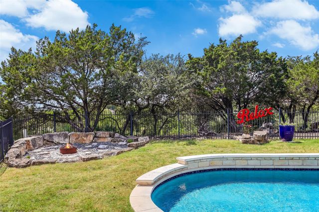 3000 Constitution DR, Lago Vista, TX 78645