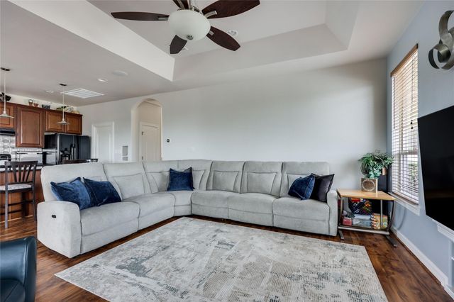 3000 Constitution DR, Lago Vista, TX 78645