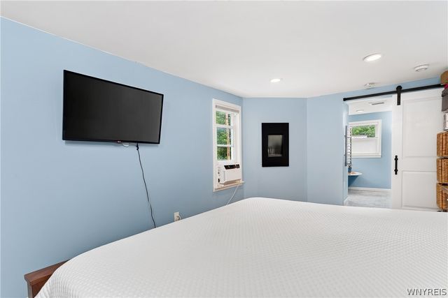 6025 Mckinley Parkway, Hamburg, NY 14075