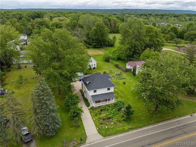 6025 Mckinley Parkway, Hamburg, NY 14075