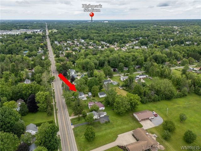 6025 Mckinley Parkway, Hamburg, NY 14075